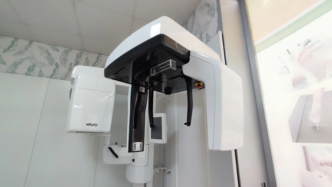 TAC Dental de la clínica dental y podología en La Algaba, CLAVISUR clínicas